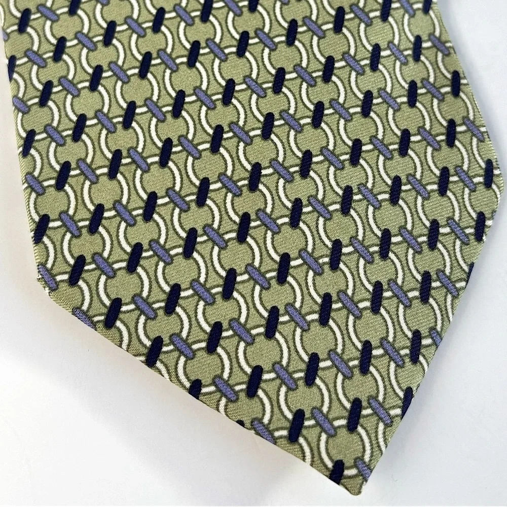 BR Silk Neck Tie Geometric Pattern Made in Italy EUC Green Blue‎ Cream